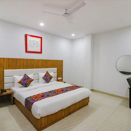 Fabhotel Premium Kashi Varanasi Luaran gambar