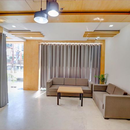 Fabhotel Premium Kashi Varanasi Luaran gambar
