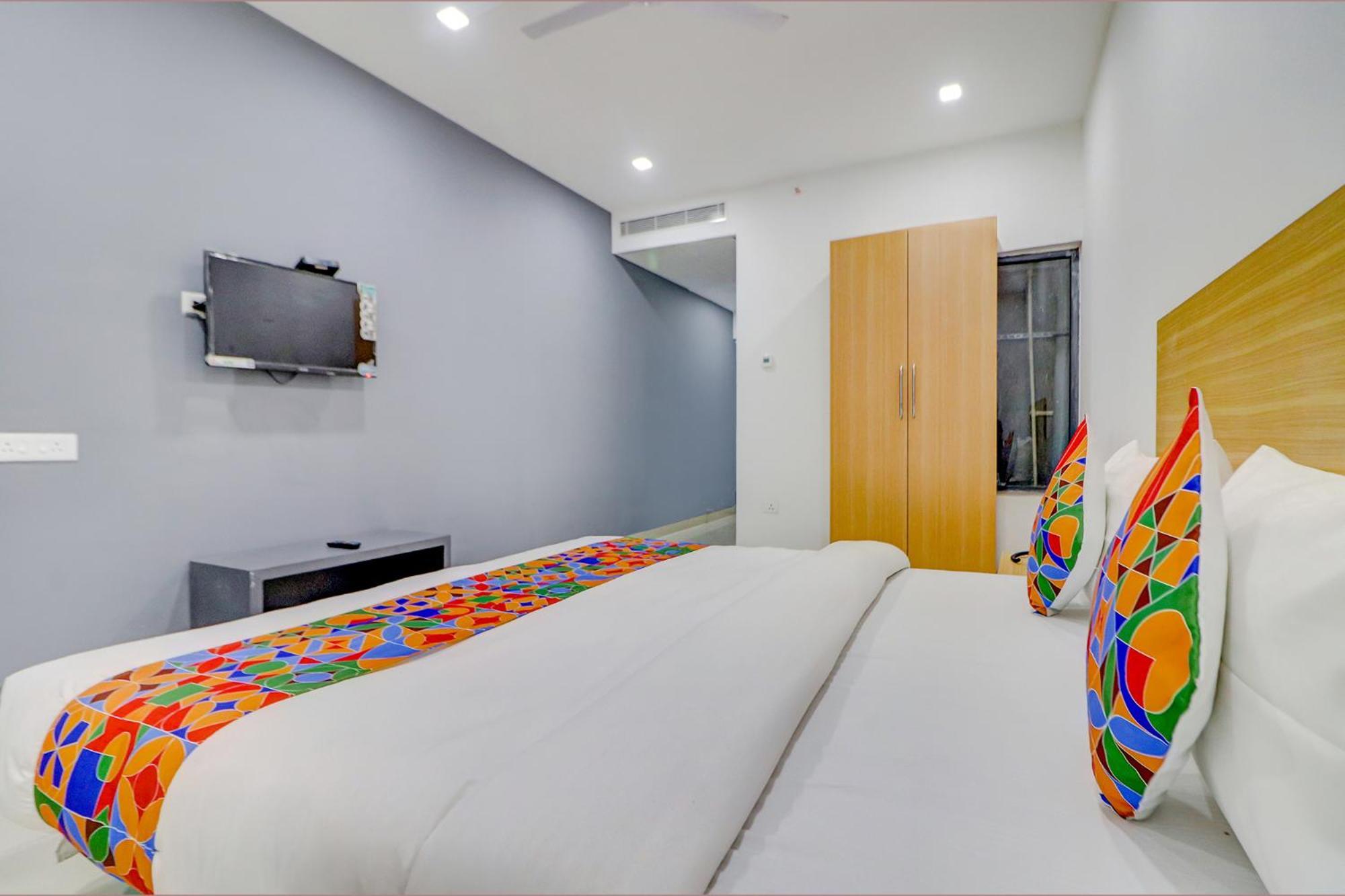 Fabhotel Premium Kashi Varanasi Luaran gambar