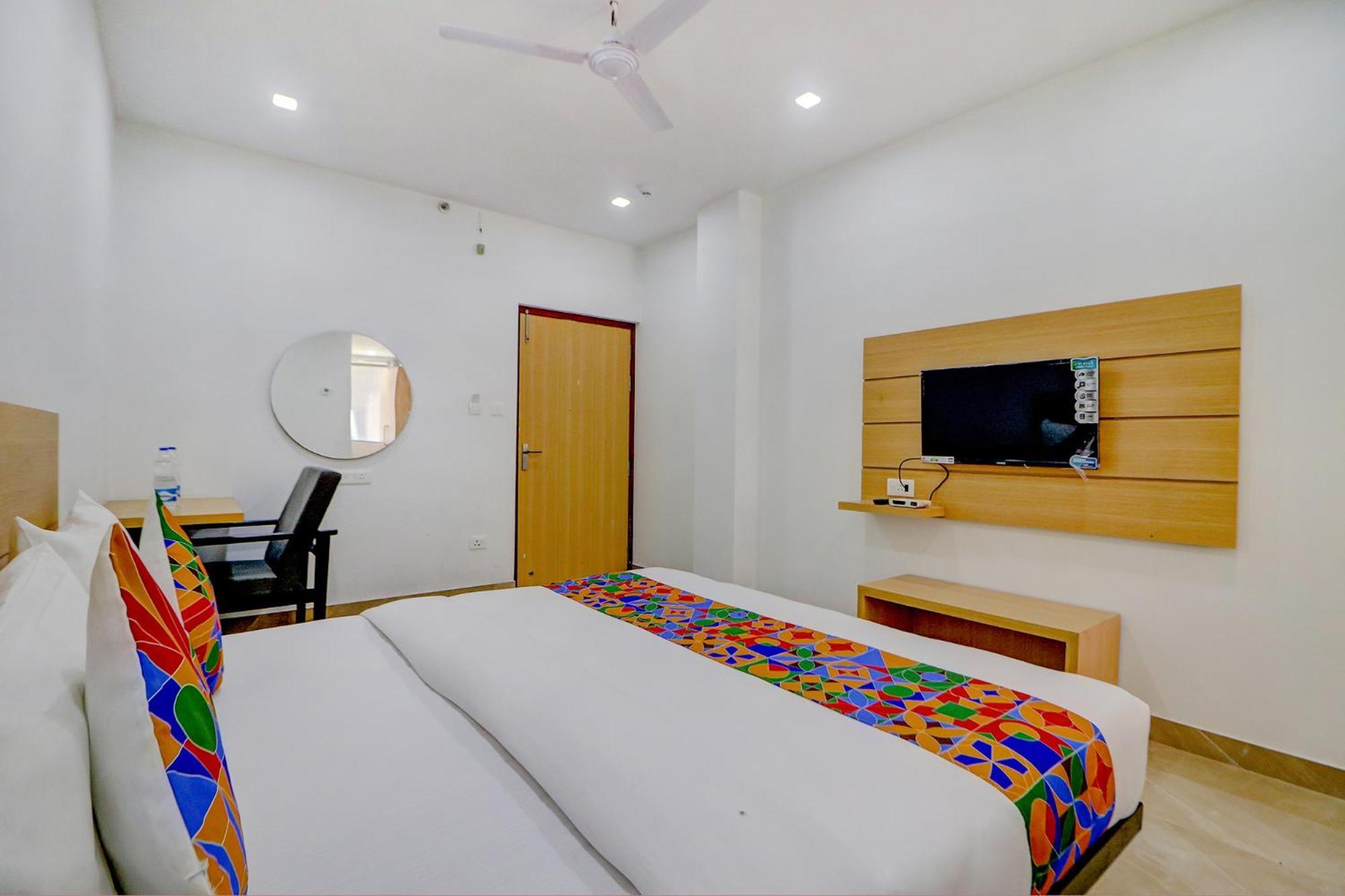 Fabhotel Premium Kashi Varanasi Luaran gambar