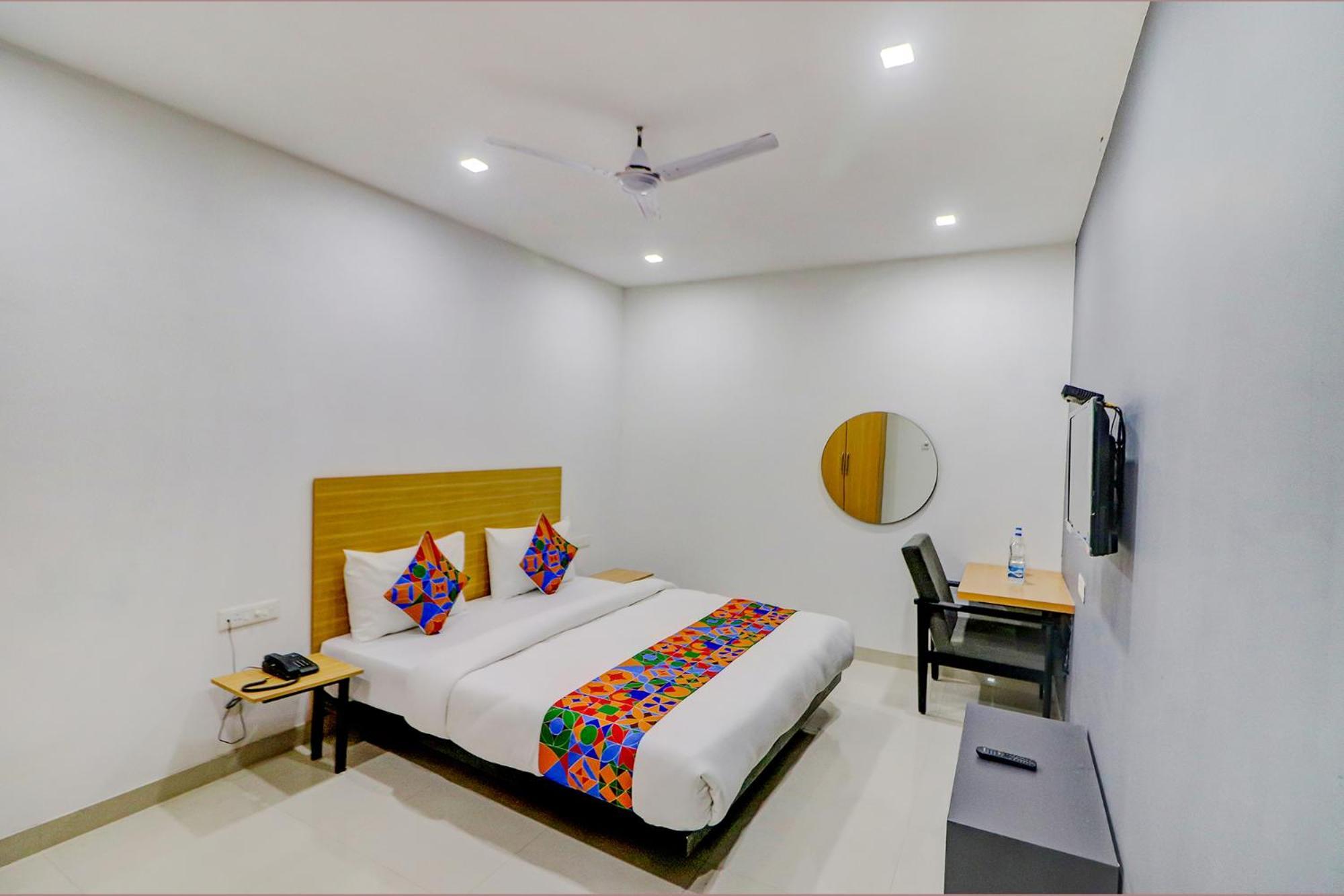 Fabhotel Premium Kashi Varanasi Luaran gambar